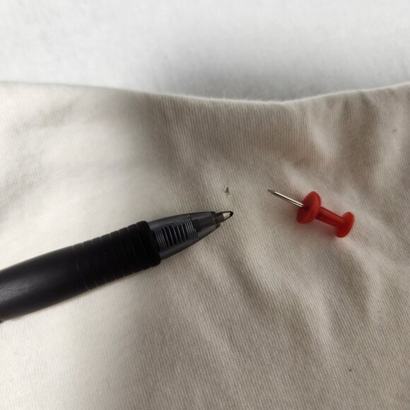 RARE Vintage MR. DIZZY 2007 Sun Faded White Cartoon T-Shirt Size X-Large U.S.A. - Picture 7 of 17